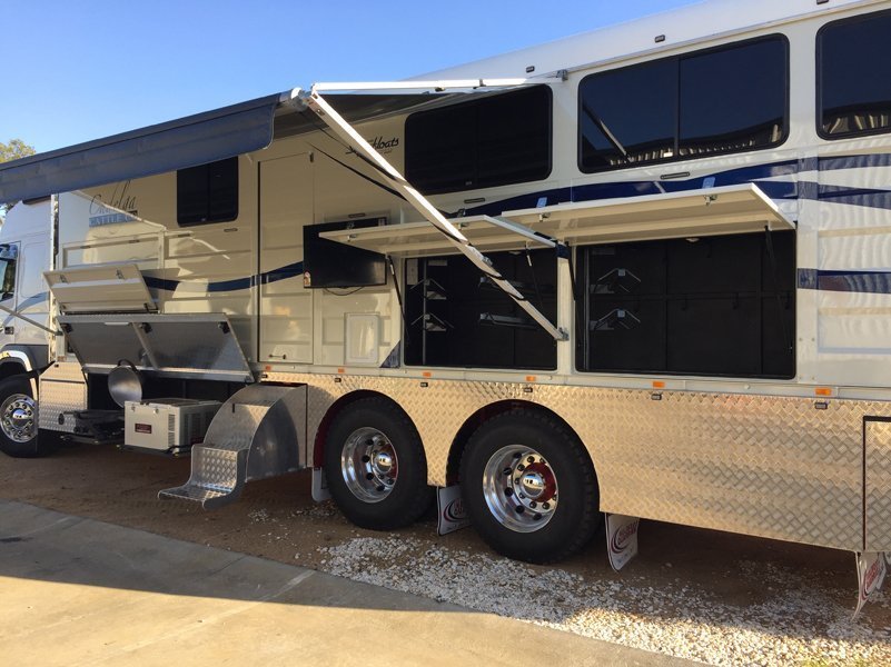 Camper vans Queensland Supafloats